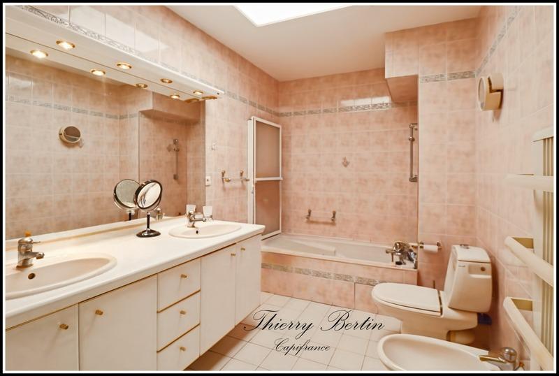 Appartement - 210 m² - 5 pièces