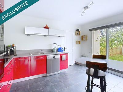 Maison - 137 m² - 7 pièces