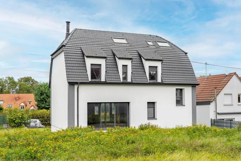 Maison - 200 m² - 7 pièces