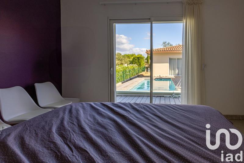 Maison - 247 m² - 7 pièces