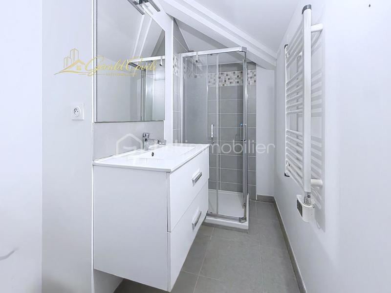 Duplex - 82 m² - 4 pièces