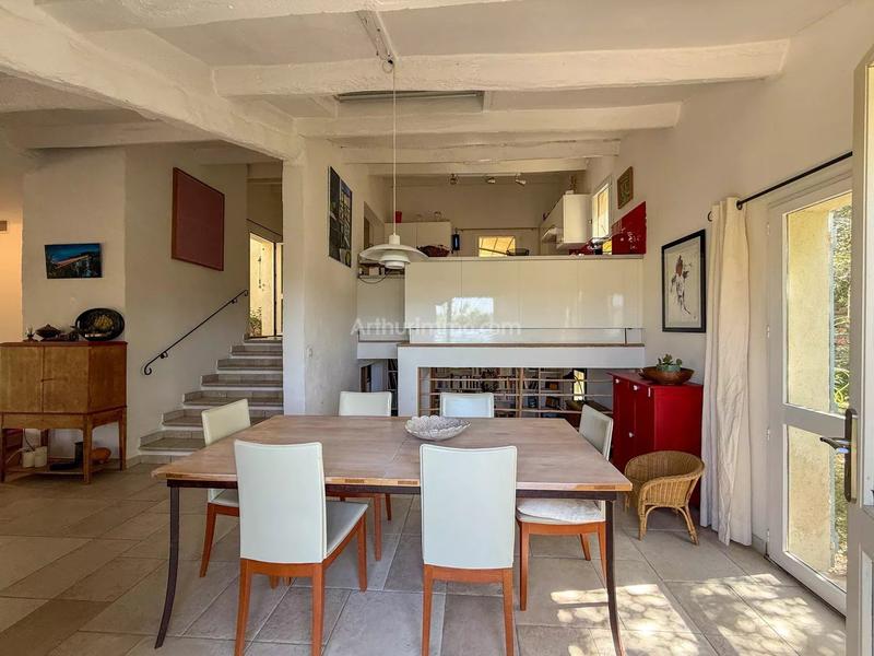 Maison - 137 m² - 4 pièces
