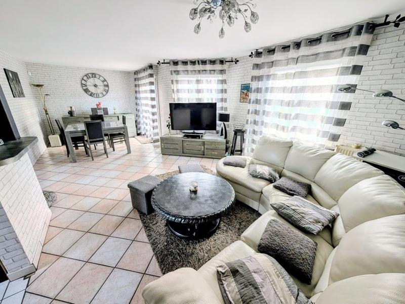 Maison - 95 m² - 4 pièces