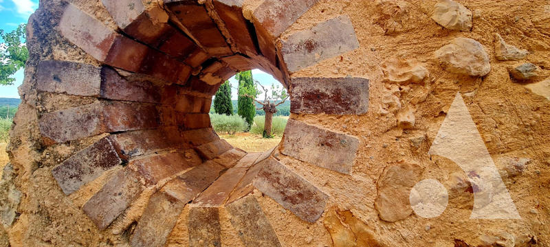 Château - 1 200 m² - 20 pièces