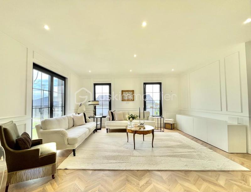 Maison - 145 m² - 6 pièces