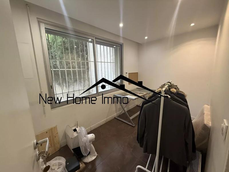 Local commercial - 2 pièces