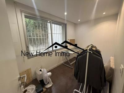 Local commercial - 2 pièces