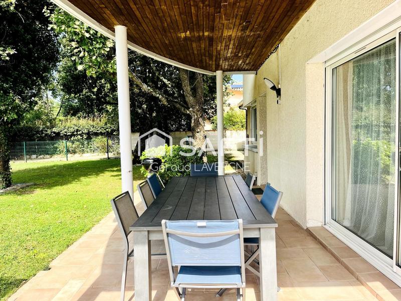 Maison - 265 m² - 7 pièces