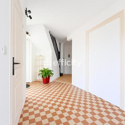 Maison - 165 m² - 4 pièces