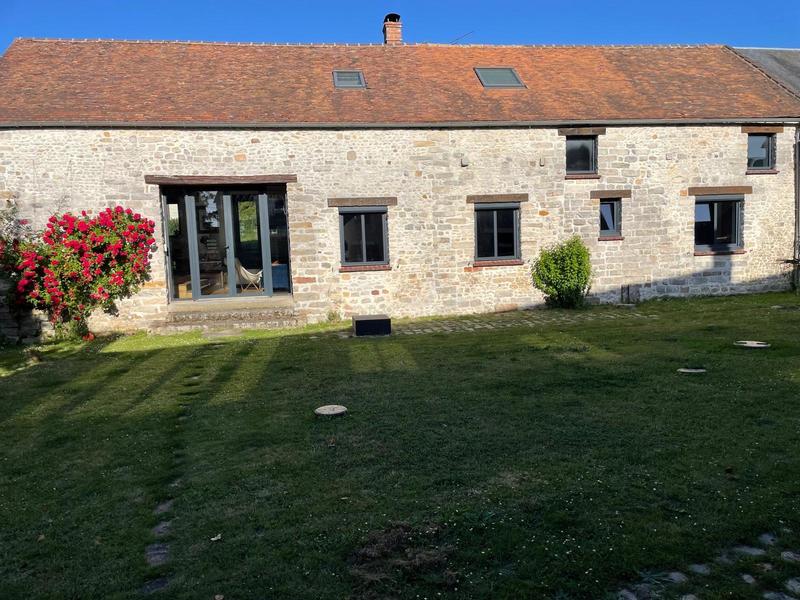 Maison ancienne - 340 m² - 12 pièces