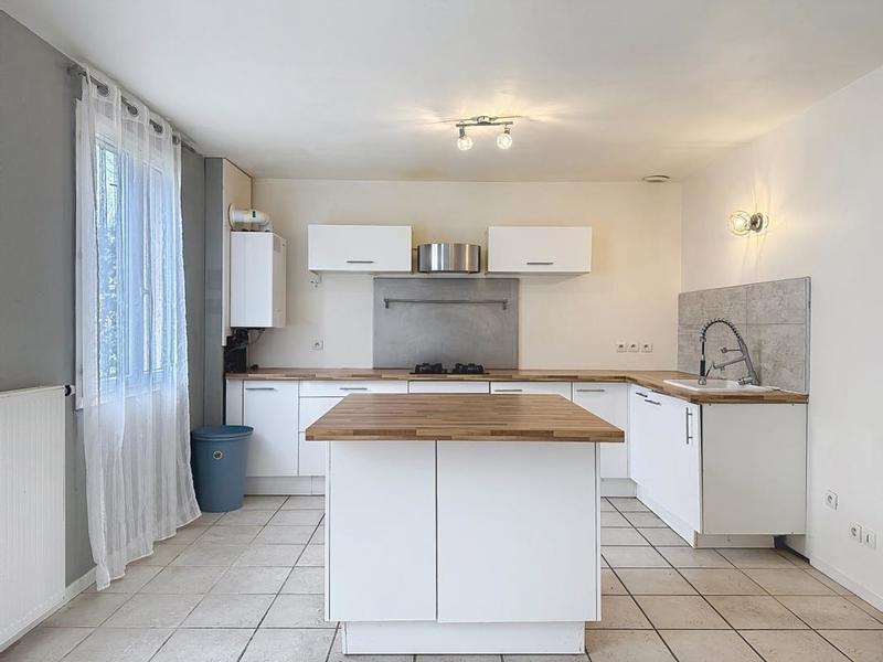 Maison - 88 m² - 4 pièces