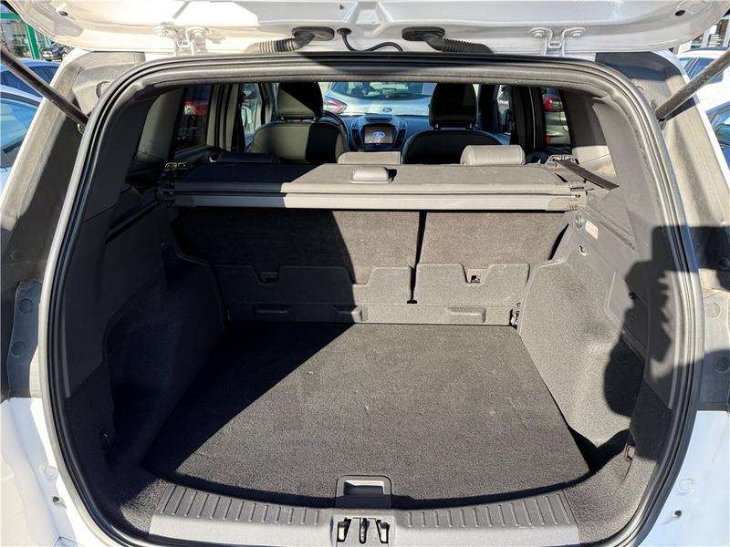 Ford Kuga II 1.5 Tdci 120 s&amp;S 4x2 Powershift St-Line