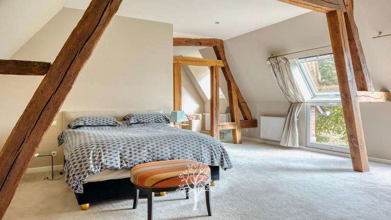 Propriété - 390 m² - 7 pièces