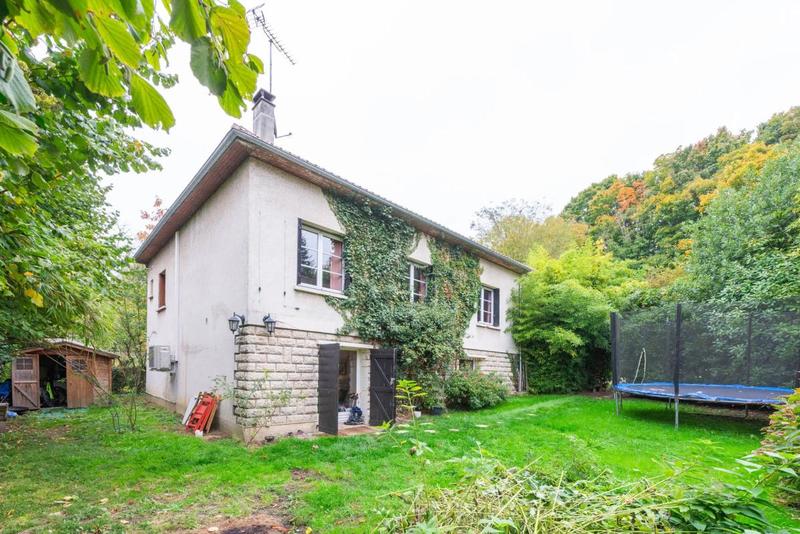 Maison - 180 m² - 7 pièces