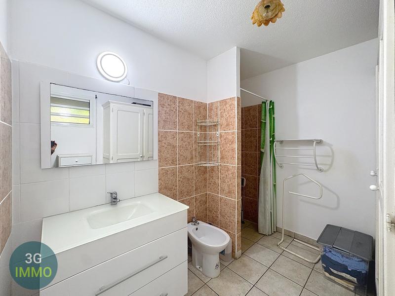 Appartement - 65 m² - 2 pièces