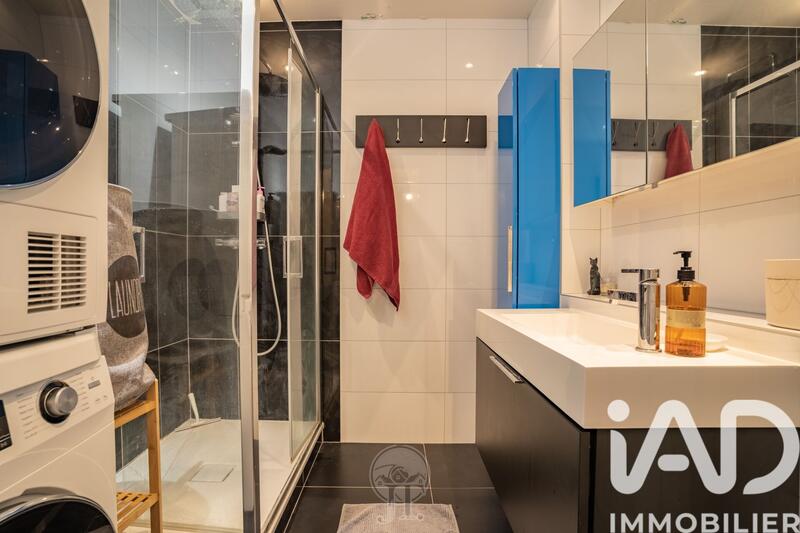 Appartement - 100 m² - 5 pièces