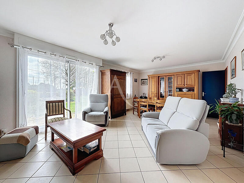 Maison - 91 m² - 5 pièces