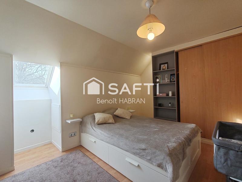 Maison - 200 m² - 10 pièces