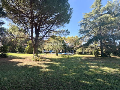 Mas - 171 m² - 9 pièces