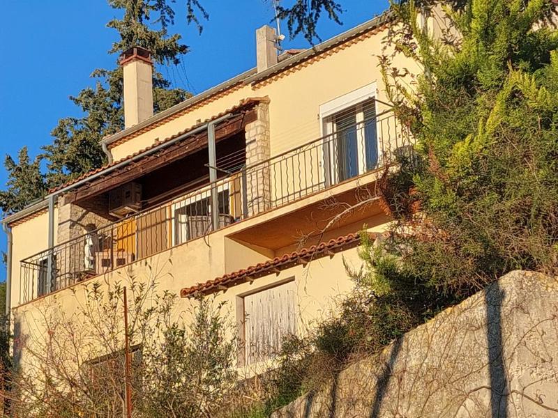 Maison - 100 m² - 3 pièces