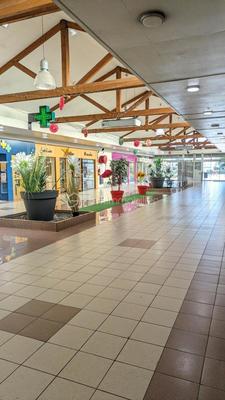 Local commercial - 76 m² - 2 pièces