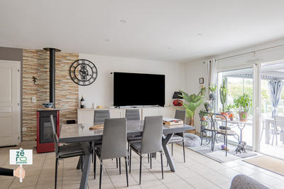 Maison - 75 m² - 5 pièces