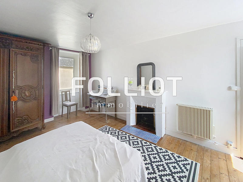 Maison - 200 m² - 7 pièces