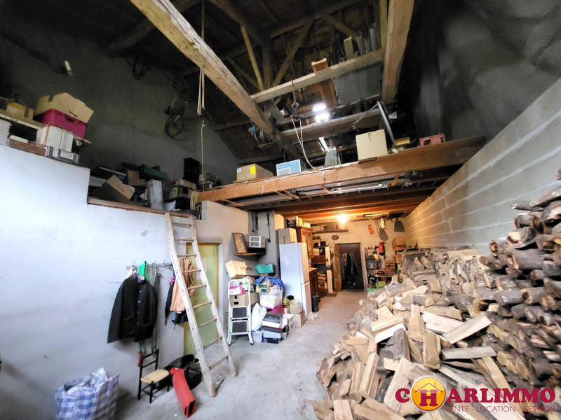 Maison traditionnelle - 192 m² - 6 pièces