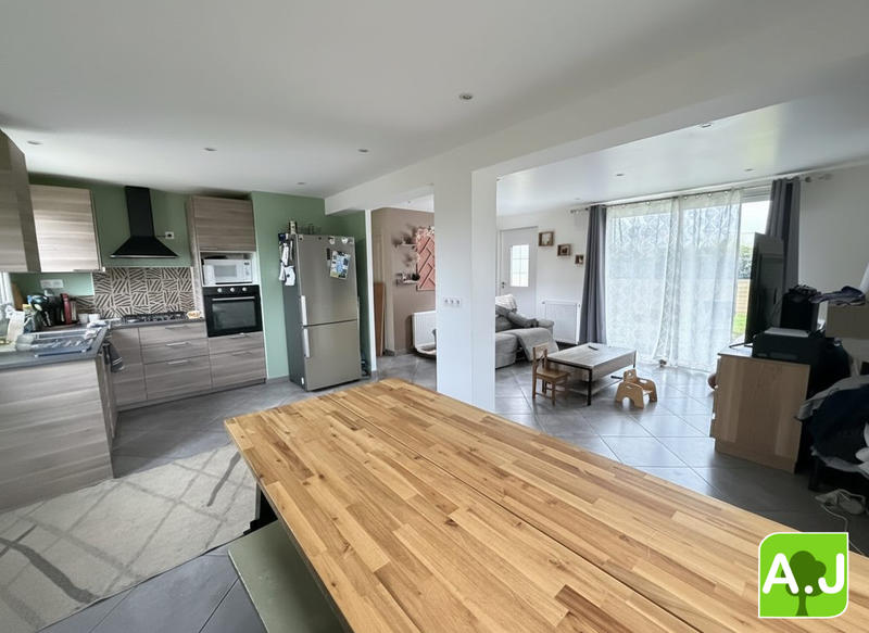 Maison - 145 m² - 5 pièces