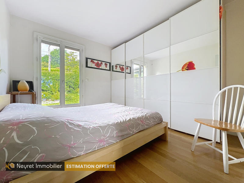 Maison - 137 m² - 6 pièces