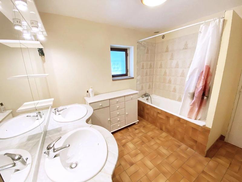 Maison - 175 m² - 7 pièces