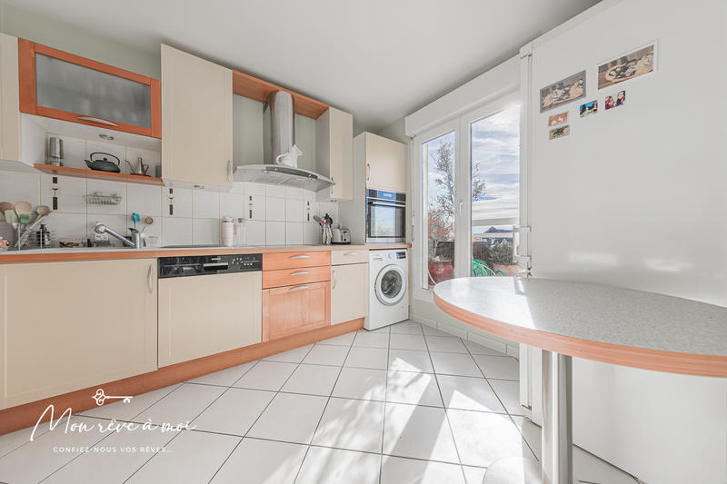 Appartement - 121 m² - 5 pièces