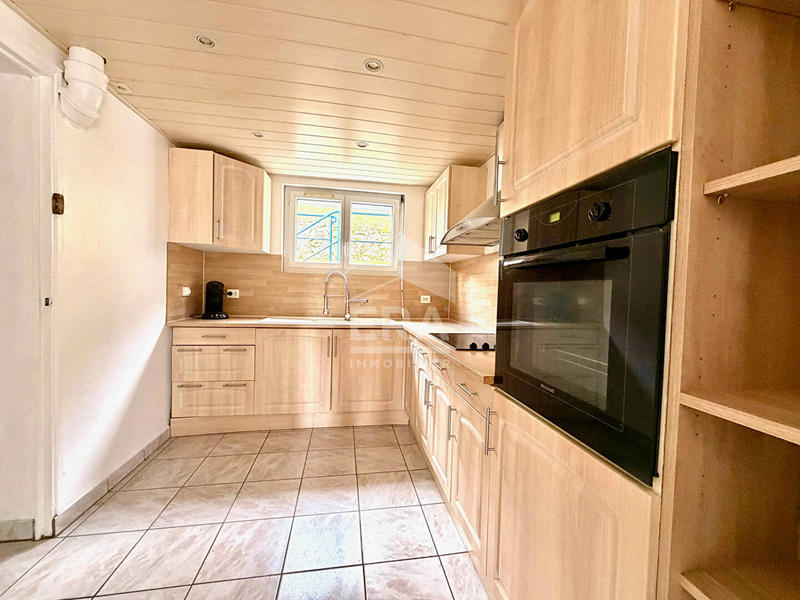 Maison - 80 m² - 4 pièces