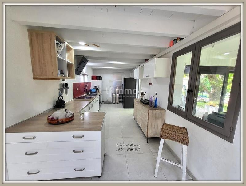 Maison - 161 m² - 6 pièces