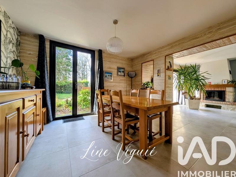 Maison - 135 m² - 6 pièces