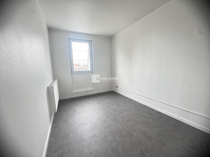 Maison - 93 m² - 5 pièces