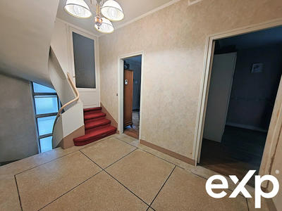 Maison - 186 m² - 7 pièces