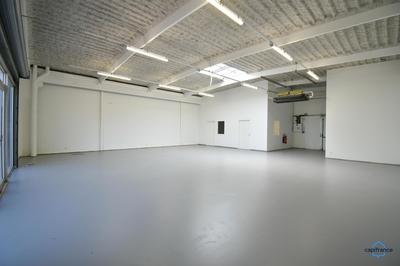 Local commercial - 193 m² - 1 pièce