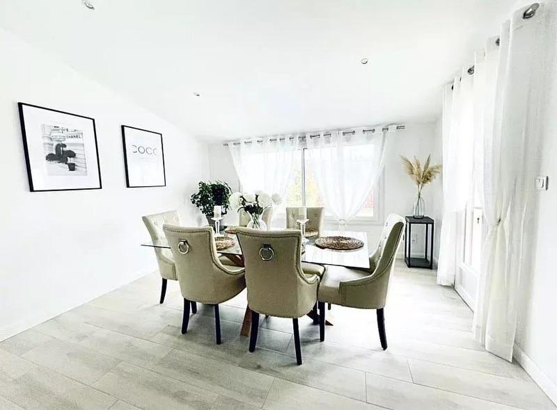 Maison - 160 m² - 4 pièces