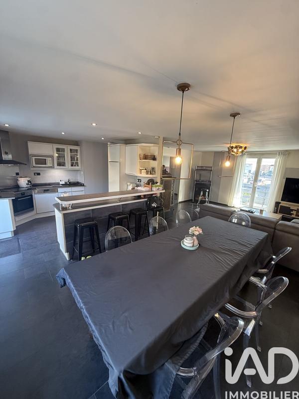 Maison - 100 m² - 5 pièces