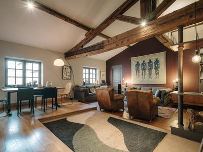 Appartement - 274 m² - 5 pièces