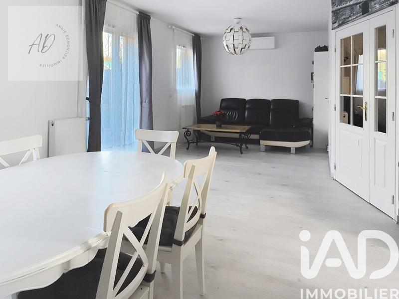Maison - 93 m² - 4 pièces