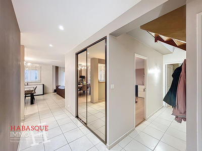 Maison - 119 m² - 6 pièces