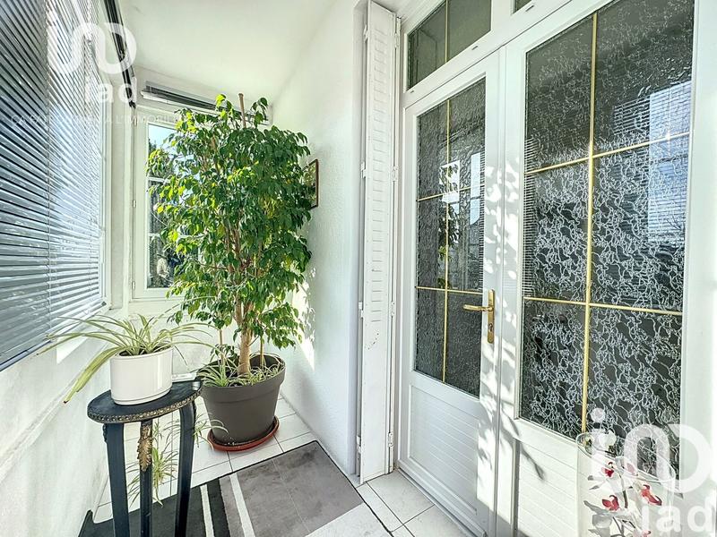 Maison - 200 m² - 8 pièces