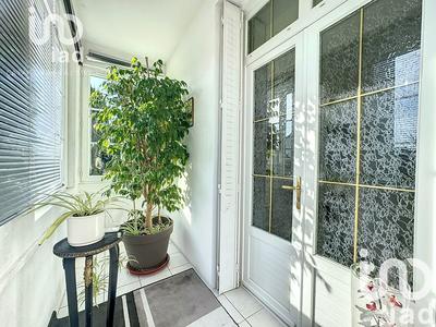 Maison - 200 m² - 8 pièces