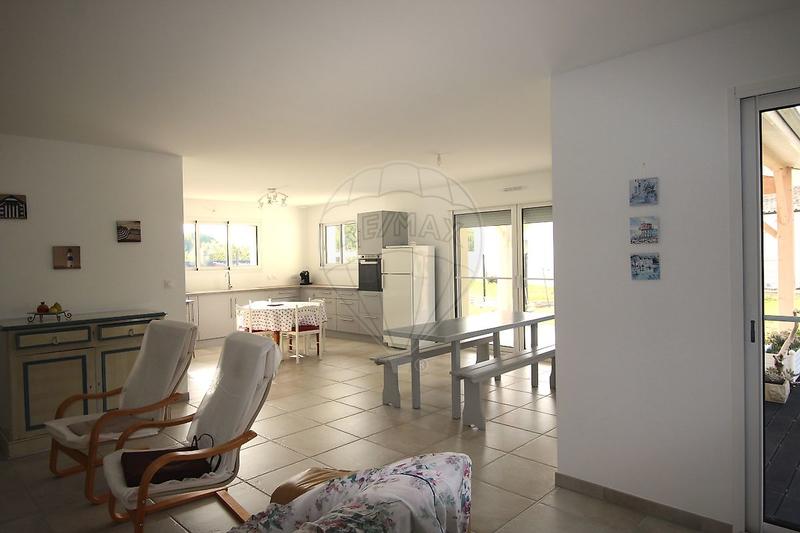 Maison - 144 m² - 5 pièces