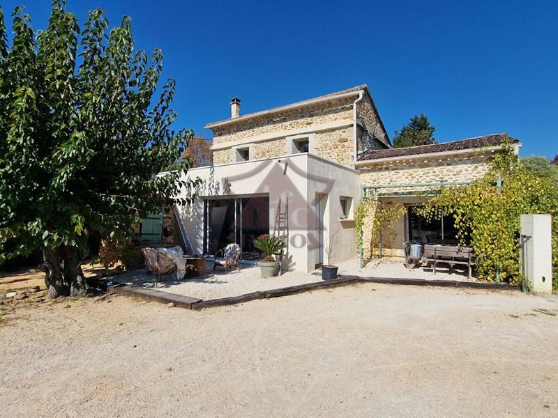 Maison provençale - 106 m² - 4 pièces