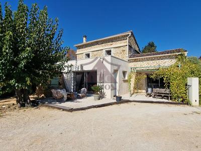 Maison provençale - 106 m² - 4 pièces