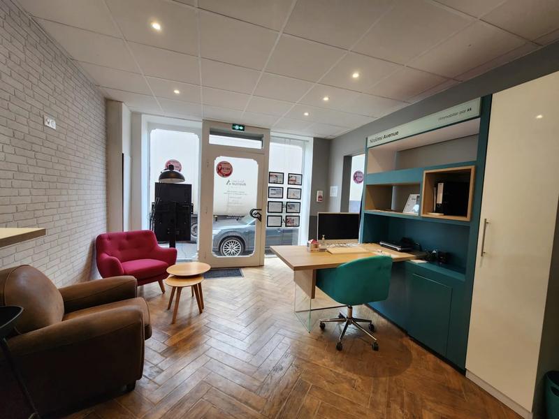 Local commercial - 57 m² - 4 pièces