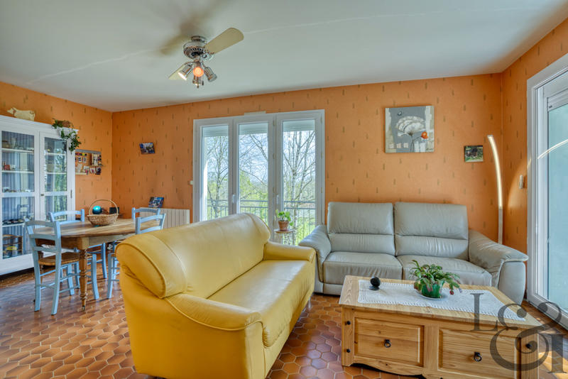 Maison - 195 m² - 6 pièces